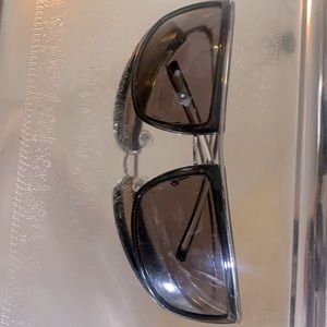 Gucci Unisex Sunglasses 1761/s